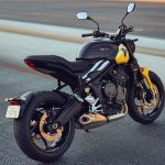 Noul model Triumph Trident 660: roadster cu aspect clasic, performanțe sportive și stil premium